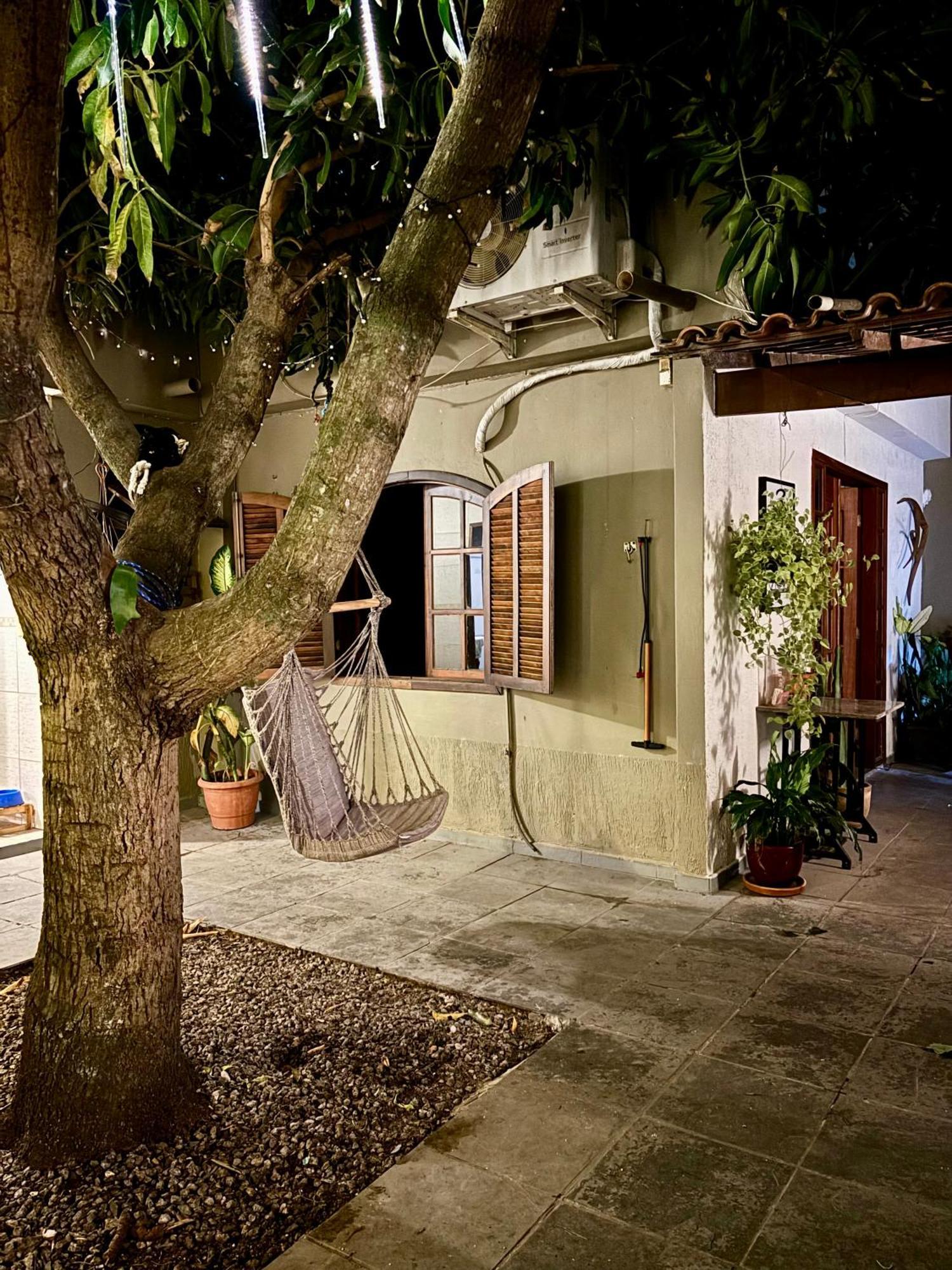 Отель Casa Na Praia De Piratininga - Regiao Oceanica Нитерой Экстерьер фото